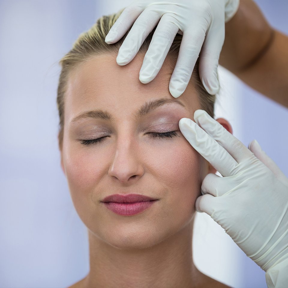 Discussing Surgical Techniques and Expectations