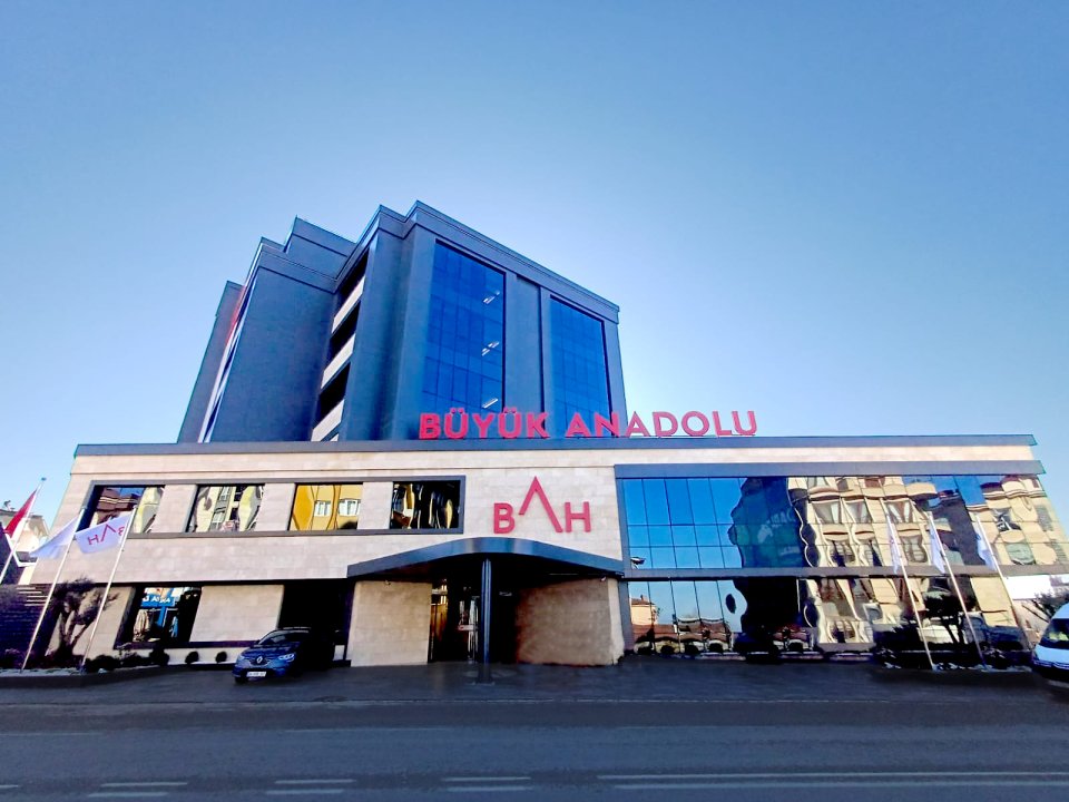 Arm Lift Medical Consultation at Büyük Anadolu Hospital