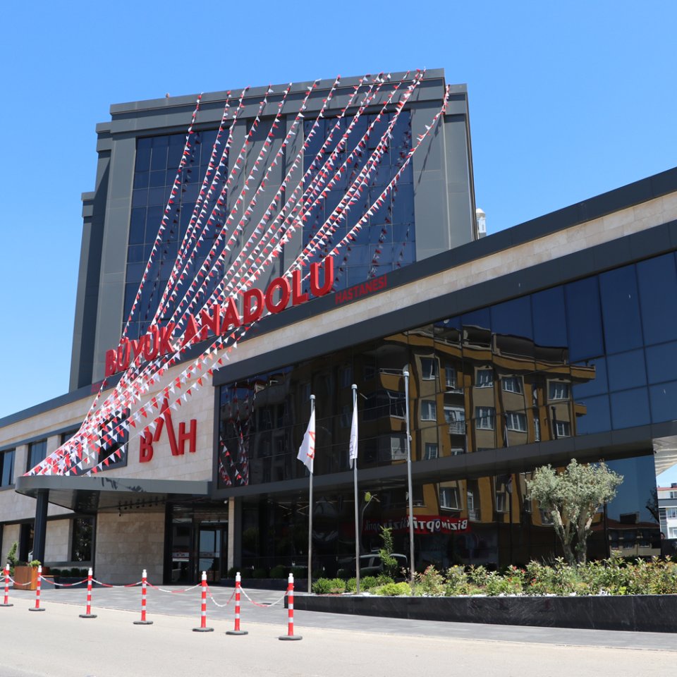 Why Choose Büyük Anadolu Hospital for Thyroid Surgery?